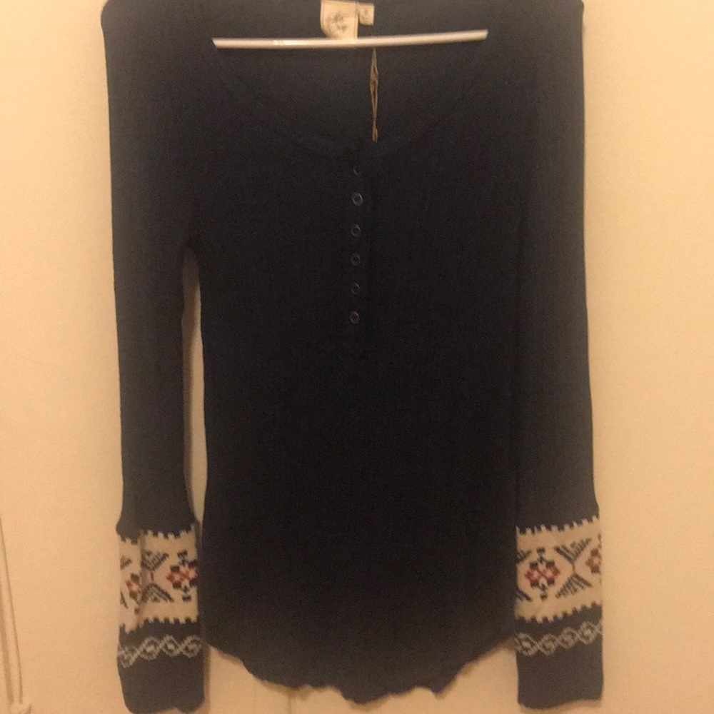 Blue long sleeve shirt